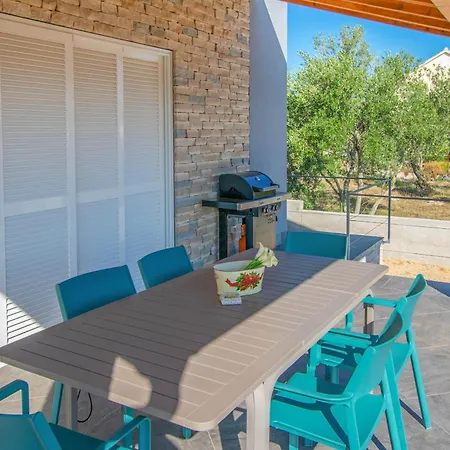 Сasa de vacaciones House Verdi Tkon