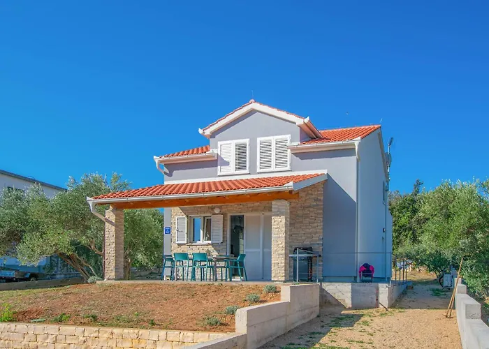 House Verdi بيت للعطل